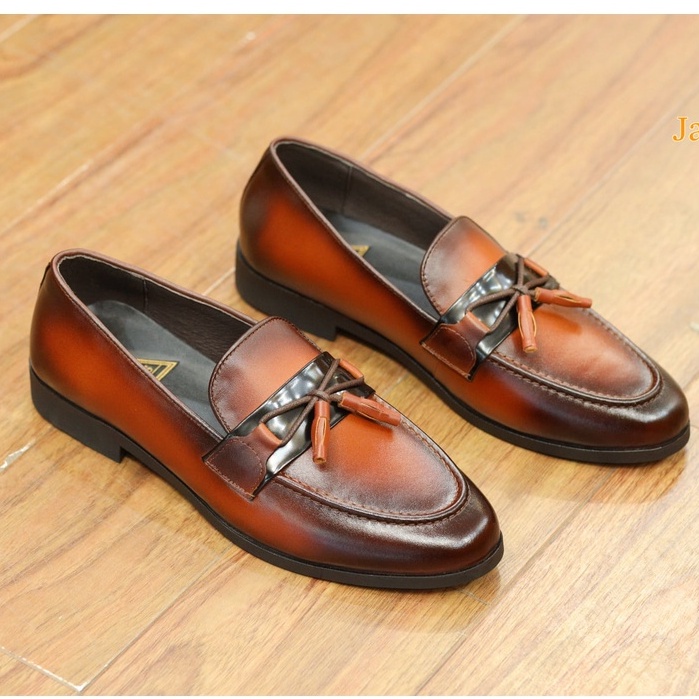 Giày lười da nam cao cấp kiểu dáng Tasseled Loafer da bò thật bảo hành 12 tháng - Mã T58