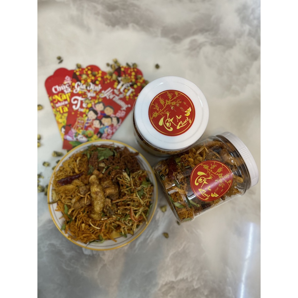 QUÀ TẾT [ Ngũ Vị Cung Chúc Tân Xuân] Thầy Giáo Ba Hủ PET 500gr | BigBuy360 - bigbuy360.vn