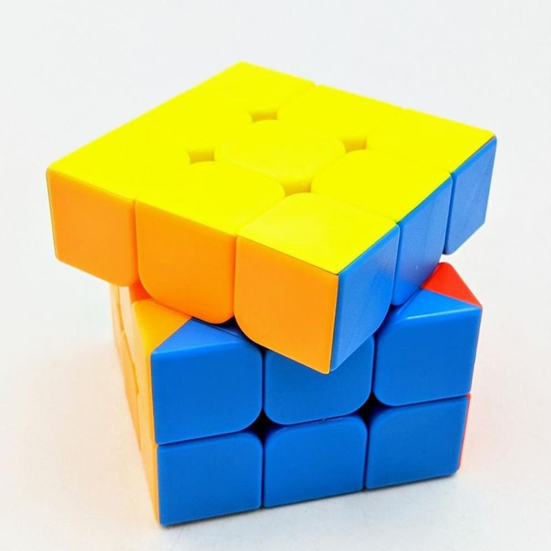 Bộ 3 Rubik + Móc Khóa - Vỉ Rubik Kèm Móc Khóa - Mô Hình Rubik