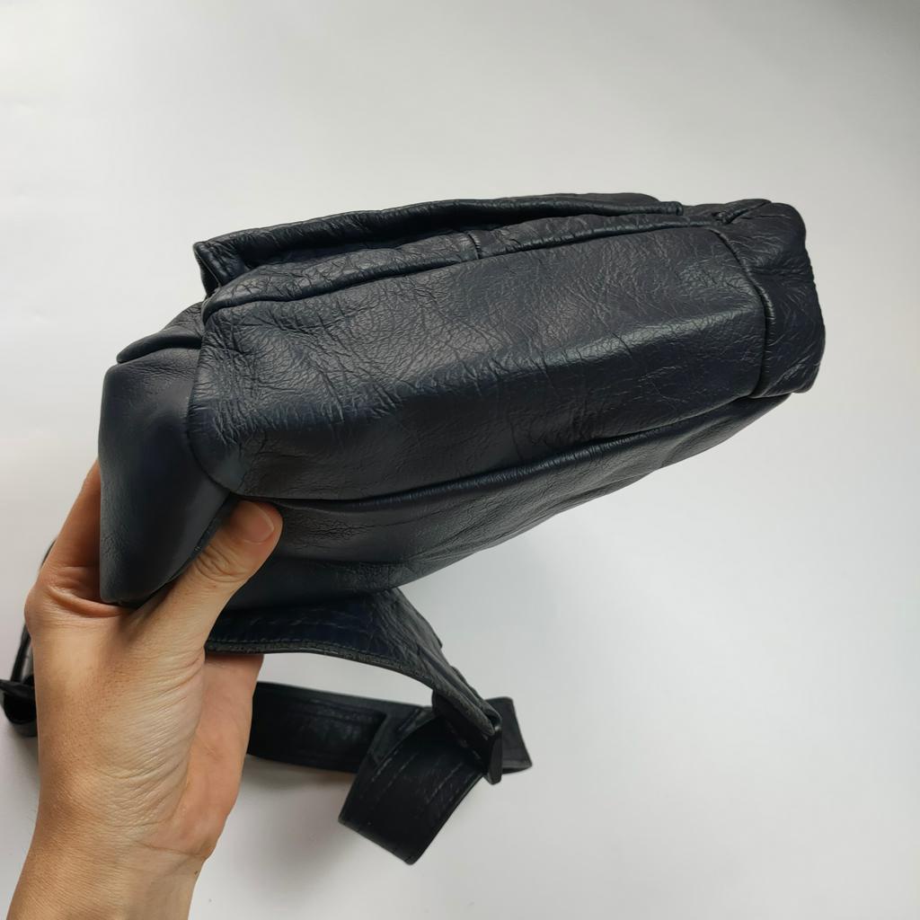 Túi bao tử đeo chéo ngực da thật secondhand Đồ Si Bon TD551