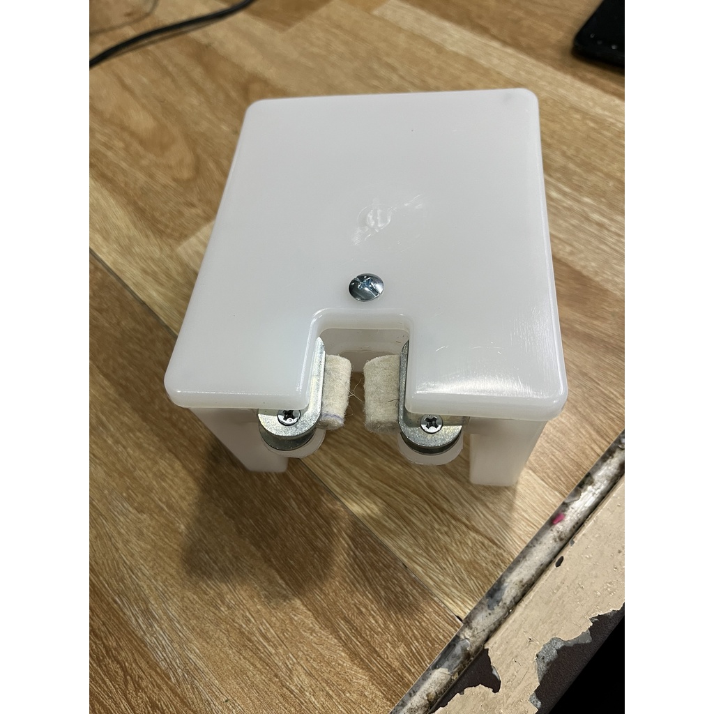 Hộp nhớt Thang Máy