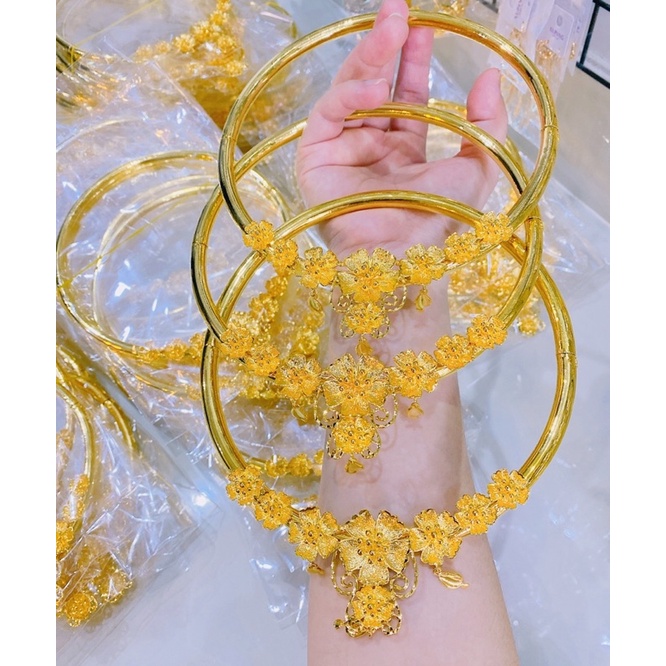 Kiềng hoa mai 7 bông dát vàng 24 cao cấp mẫu mới cực đẹp cực sang( có tặng hộp nhung đỏ đựng cưới )