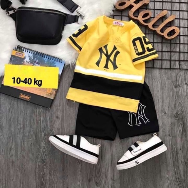 Bộ bé trai thể thao NY cao cấp (8-24kg)