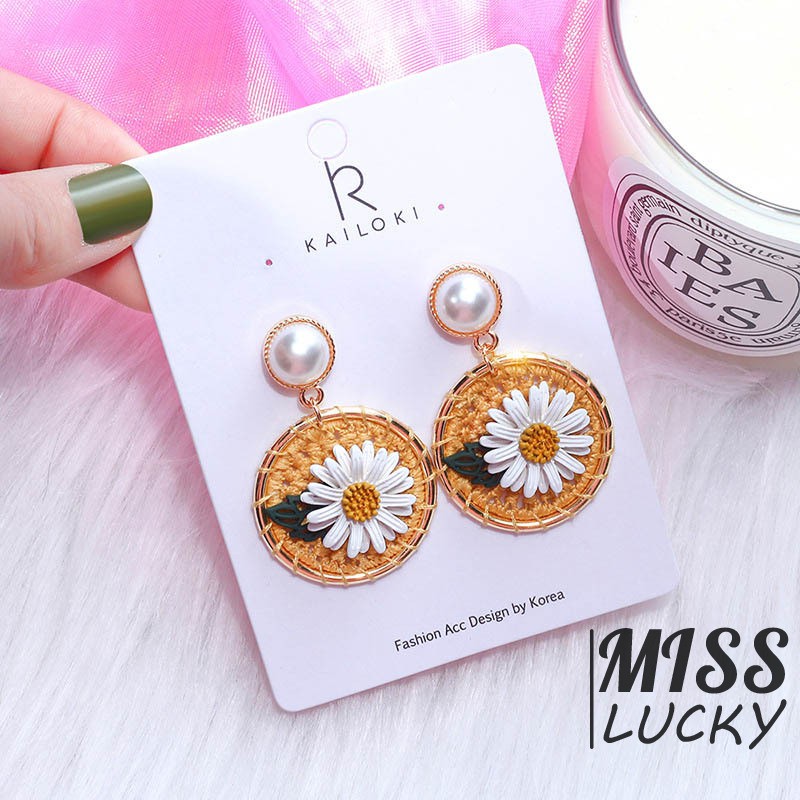 Khuyên tai nữ kiểu dáng thời trang phong cách Hàn Quốc