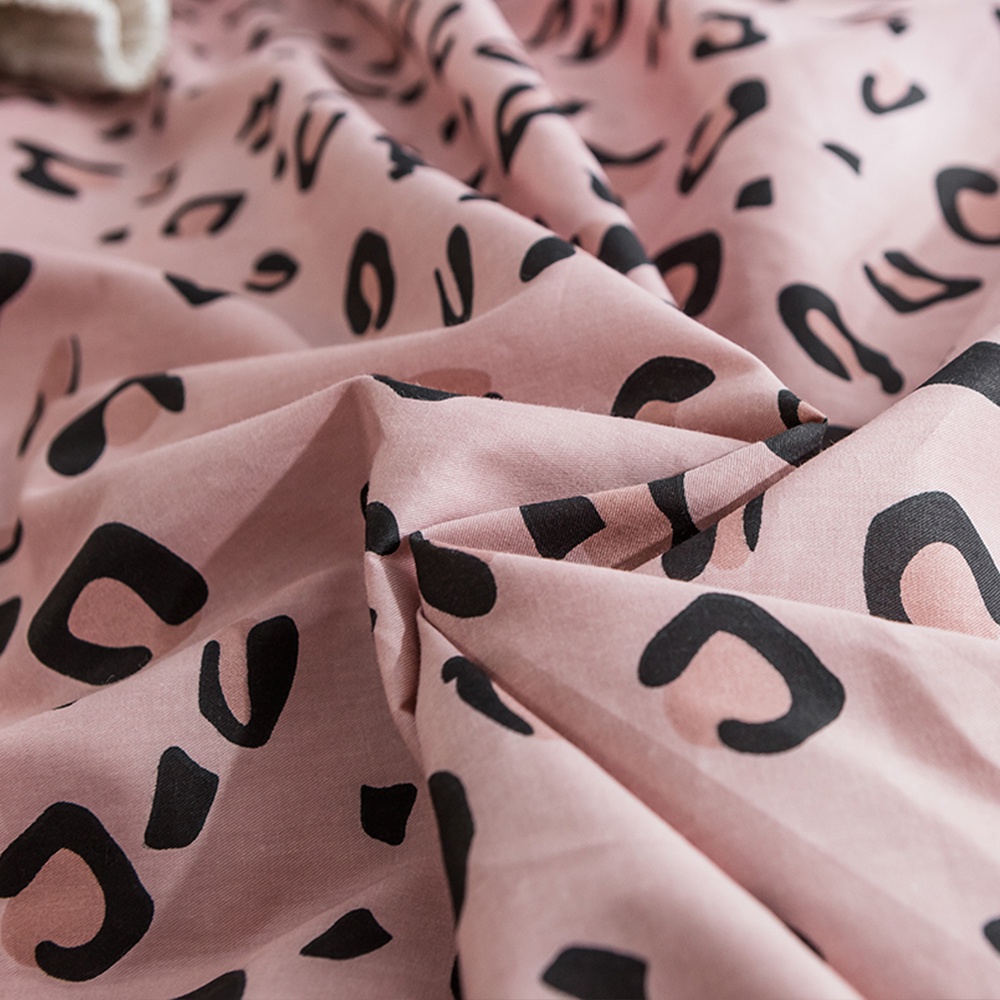 Bộ 5 món chăn phao ga gối kèm vỏ ôm poly cotton mẫu DA BÁO HỒNG loại Bông Dày