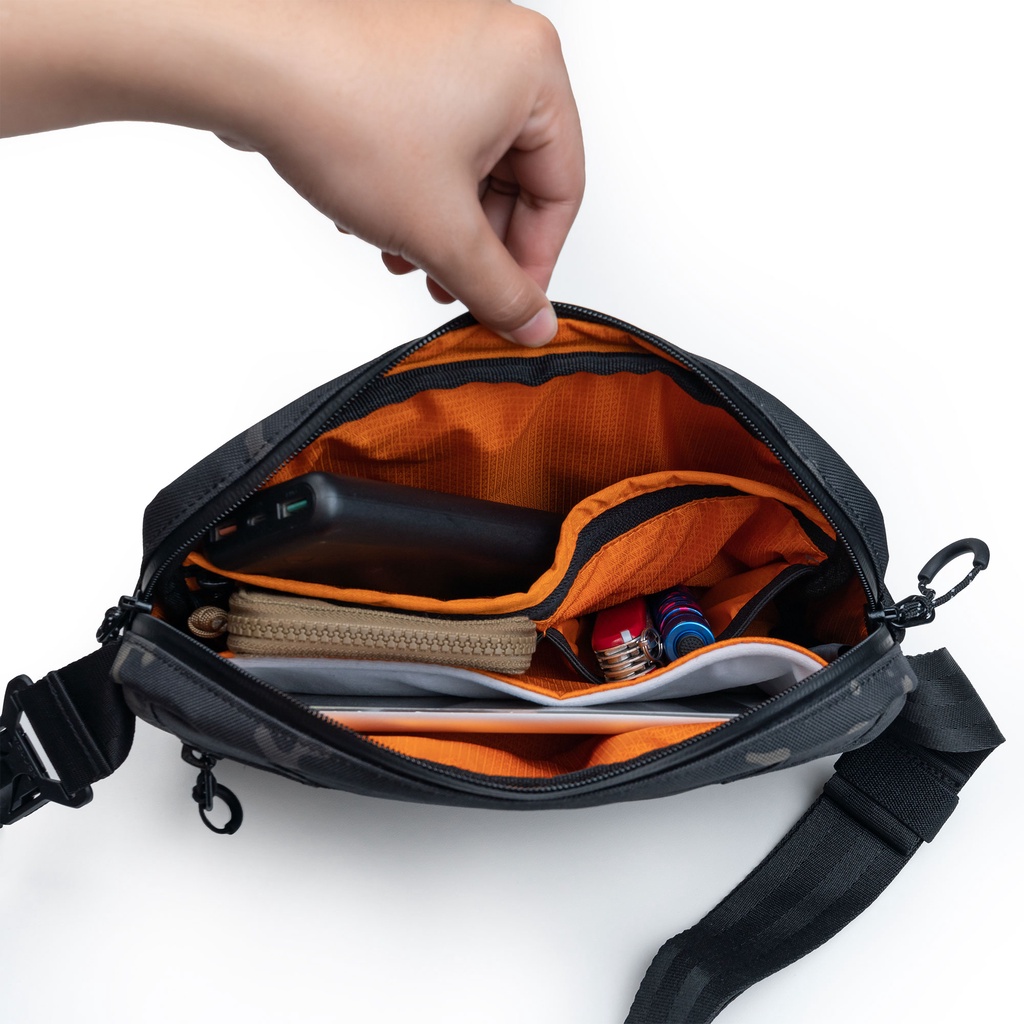 Túi đeo chéo CT Urban Slingbag - This model would be manufactured once for this lot./PO before being discontinued.