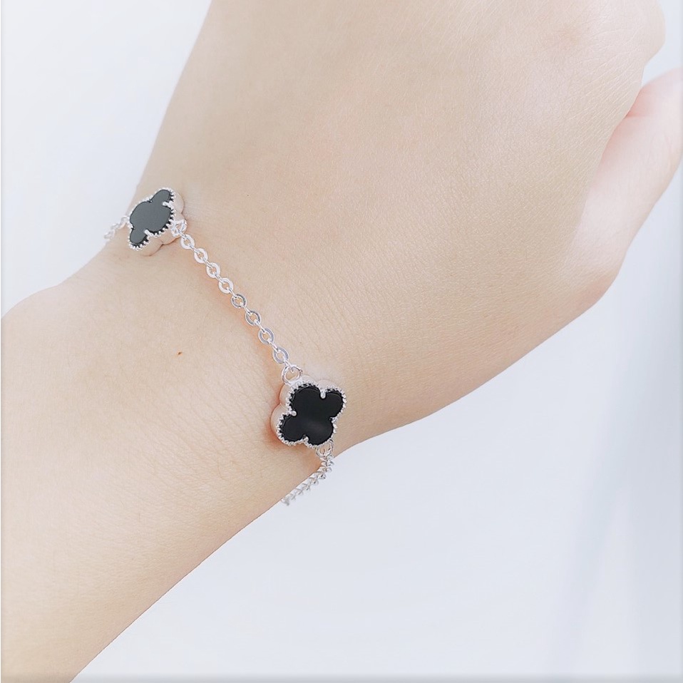 Vòng tay đá đen chất liệu bạc ta sang trọng nữ tính - Trang sức bạc Evasilver