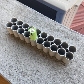 Khay Cố ĐỊnh 20 Cell Pin 18650
