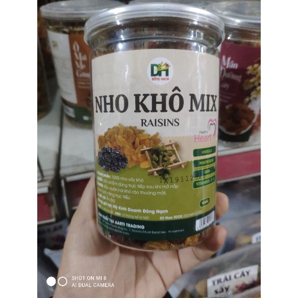 Nho khô siêu ngon hộp 400g (nho vàng, mix)