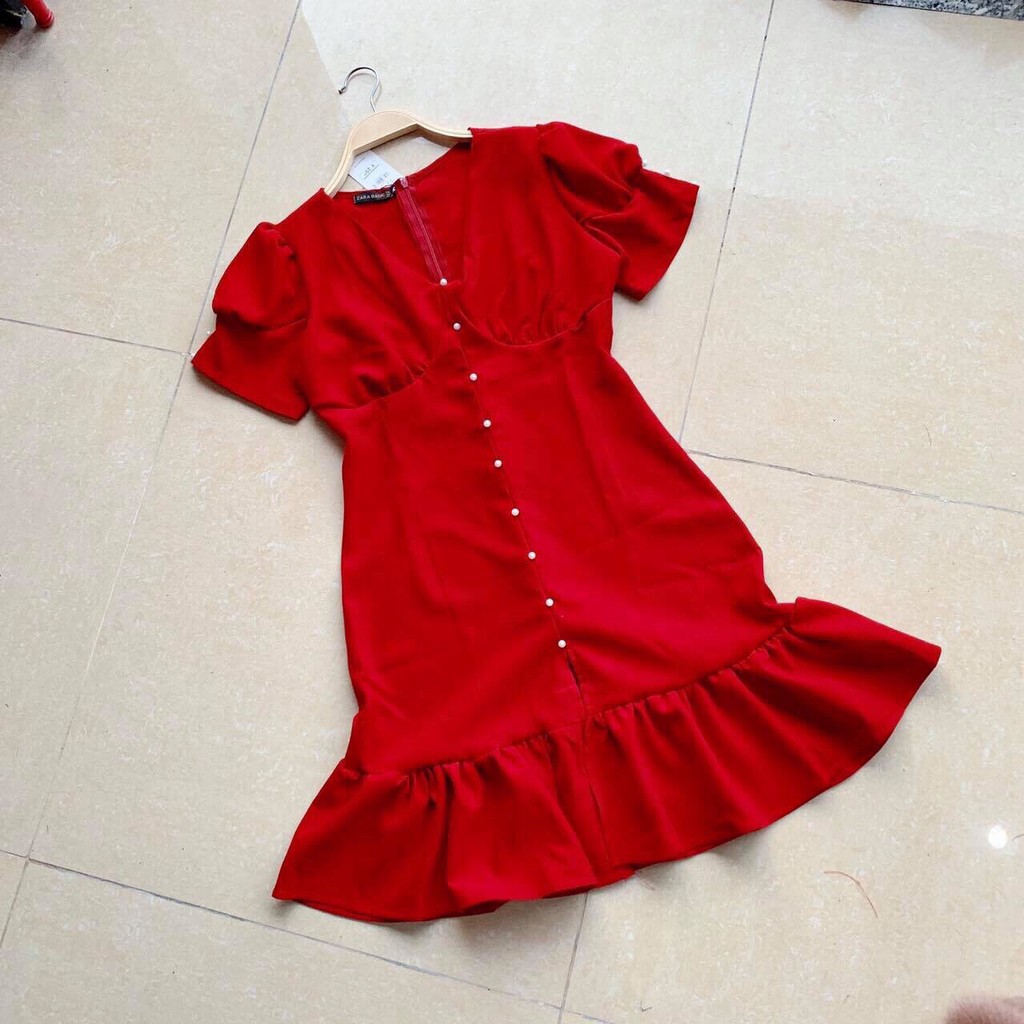 Váy cổ tim đuôi cá