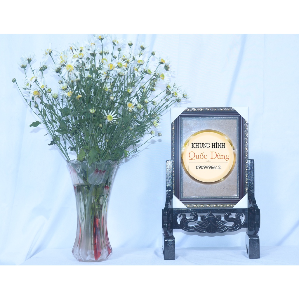 Khung hình và chân khung đề bàn thờ  kttấm hình