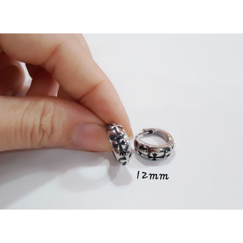 KHUYÊN VÒNG CHROME HEARTS HÌNH THÁNH GIÁ