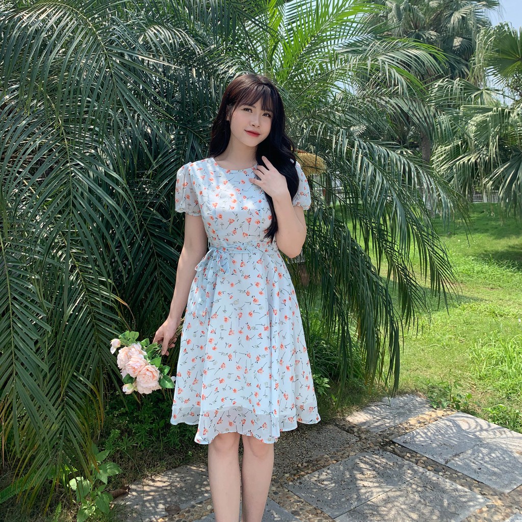 Váy hoa nhí xanh pastel xòe tay bồng duyên dáng 2 lớp thiết kế