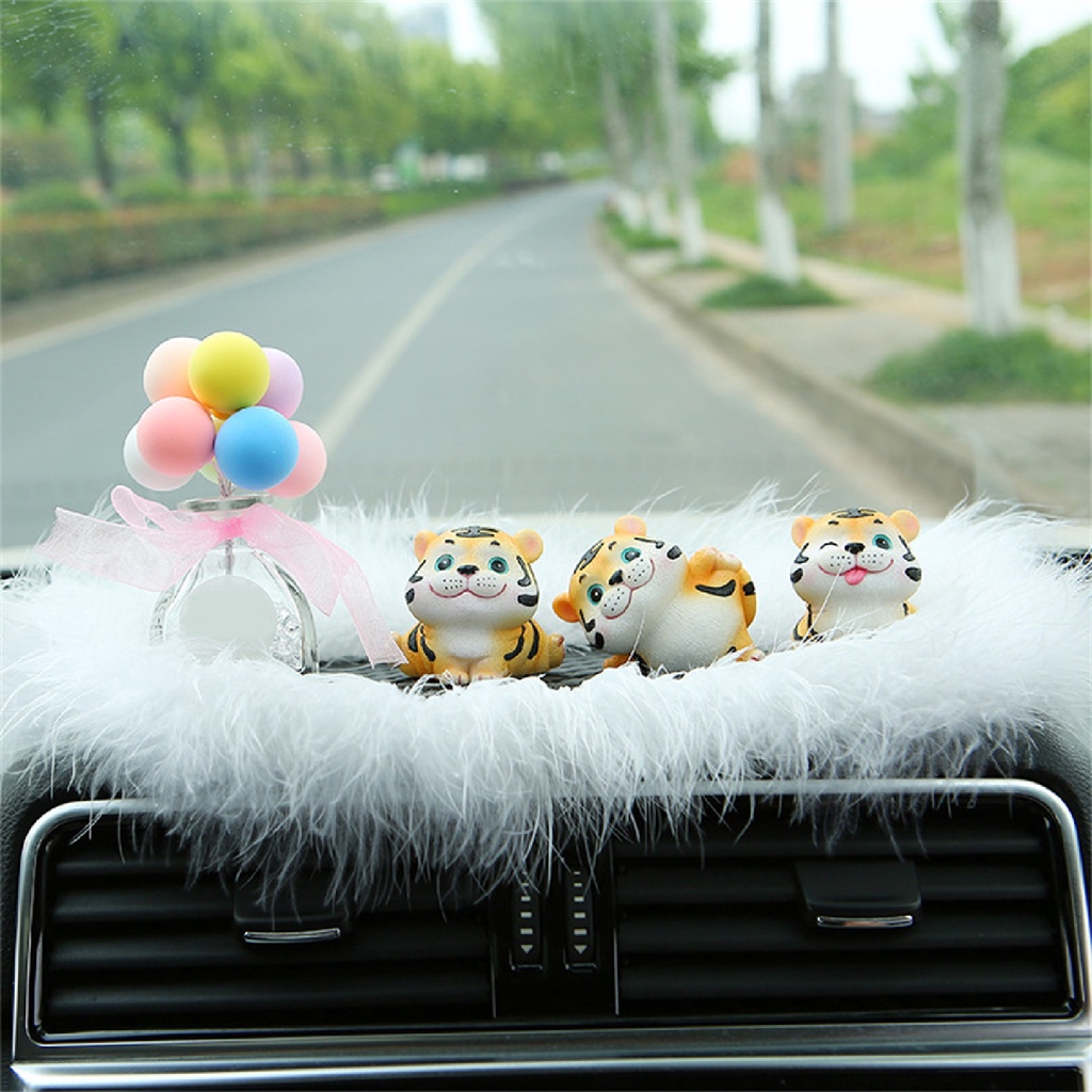 Đồ trang trí Con Hổ Hoạt Hình Bằng Nhựa Resin Dễ Thương Dùng Trang Trí Xe Hơi/ Bàn Làm Việc
