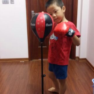Đồ chơi đấm bốc cho bé