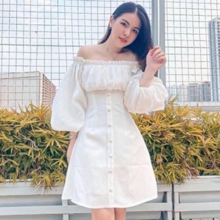 Váy Trắng Trễ Vai Cúc Bọc Siêu Xinh V02