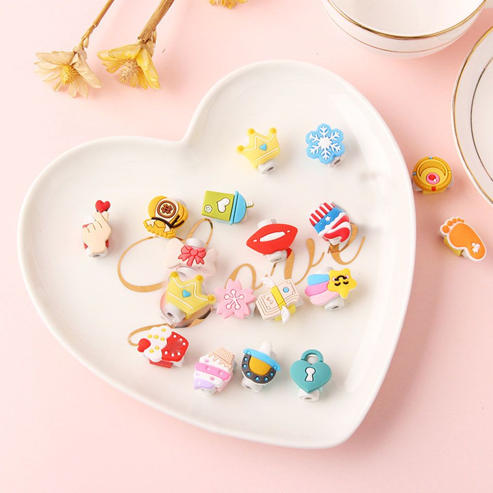 Phụ Kiện Bảo Vệ Dây Cáp Sạc USB Bằng Silicon Mềm Họa Tiết Hoạt Hình Dễ Thương