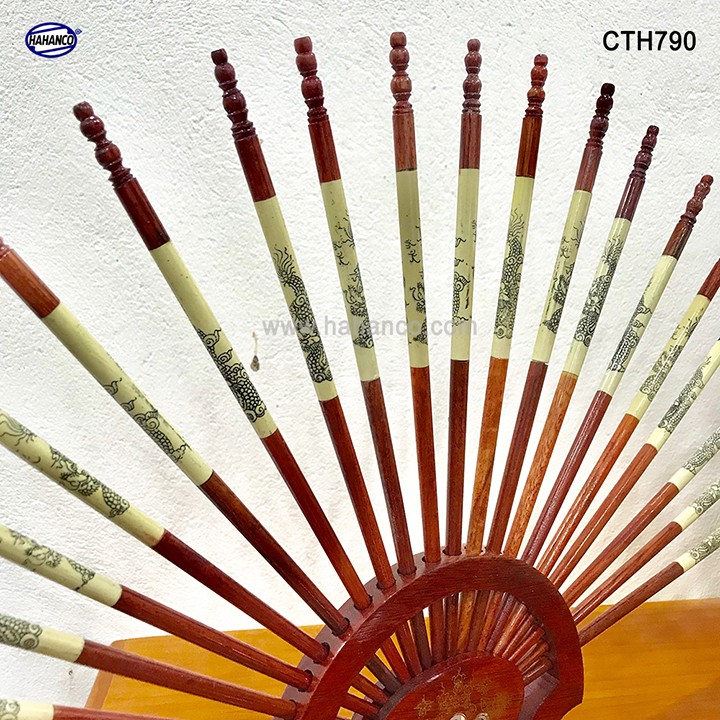 Bộ Đũa Thờ HAHANCO 10 Đôi + Giá Đũa Hoa Văn PHONG THỦY GỖ HƯƠNG Loại 1