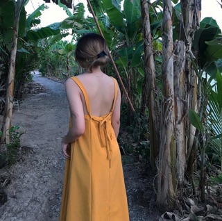 Đầm suông maxi hở lưng thắt nơ