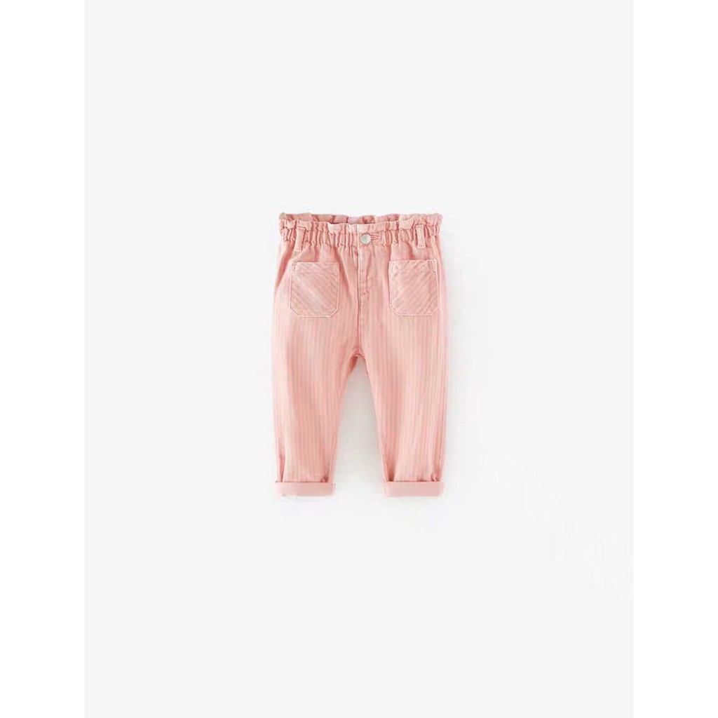 Quần jean hồng Zara dư xịn đét.