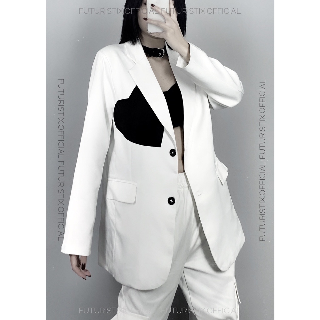 Áo Khoác Blazer Trắng Phối Trái Tim Đen Siêu Chất FuturistiX AK185 | BigBuy360 - bigbuy360.vn