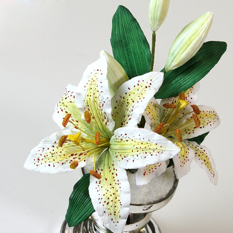 Khuôn Silicone Tạo Hình Hoa Lily Trang Trí Bánh