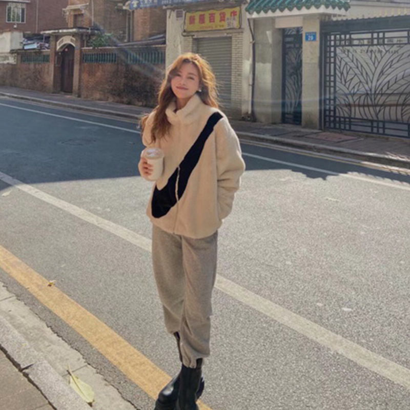 Áo khoác Nike bằng lông cừu nhân tạo giữ ấm CU6559-238-010 | BigBuy360 - bigbuy360.vn