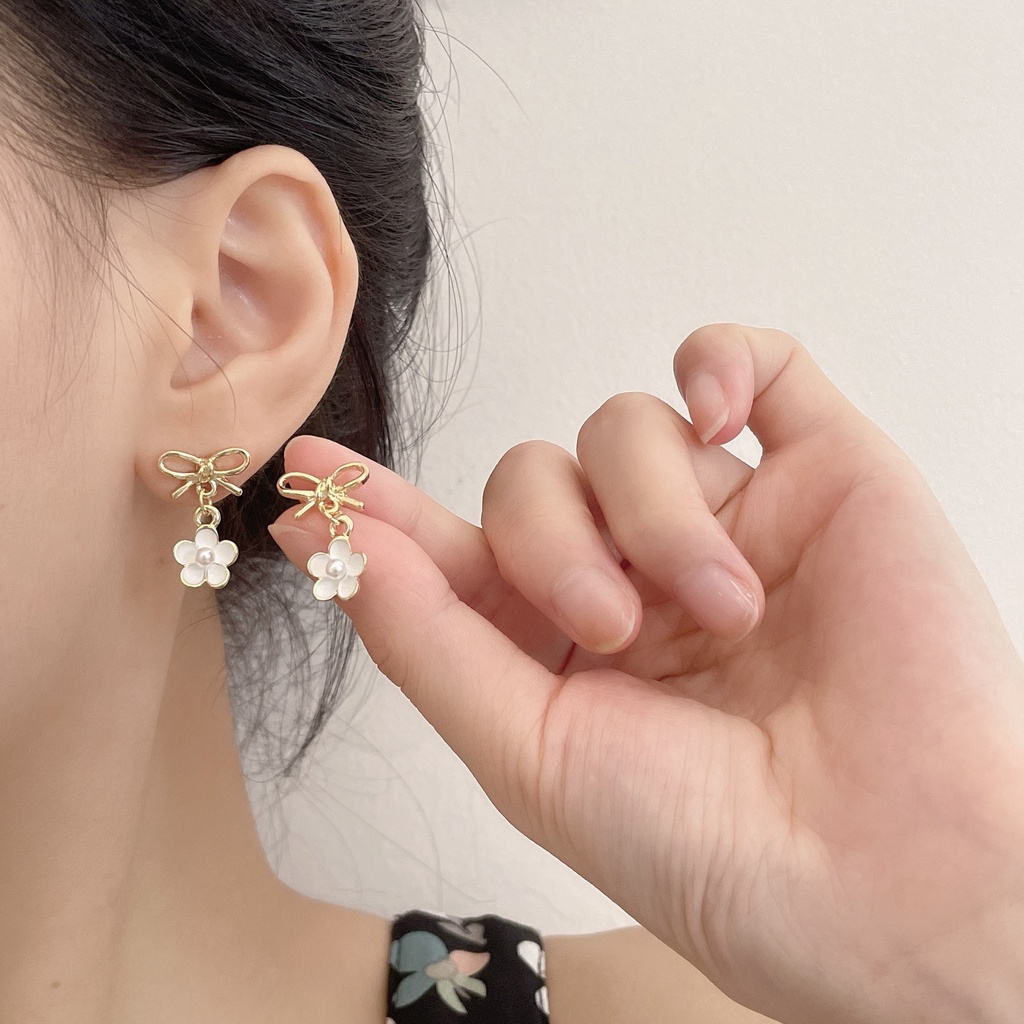 [Augustcloth | AugustJewelry] Bông tai/ Hoa tai có nơ và đính bông hoa