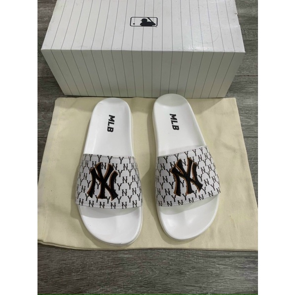 Dép mlb ny đen , trắng hàng 11 . Dép thể thao nam nữ sneaker Full box