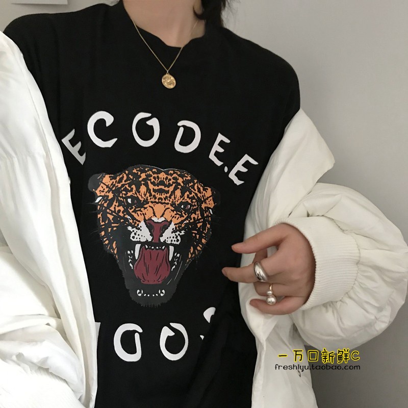 Áo Thun Ngắn Tay Cổ Tròn Dáng Rộng Đơn Giản Phong Cách Retro Hàn Quốc Cho Nữ