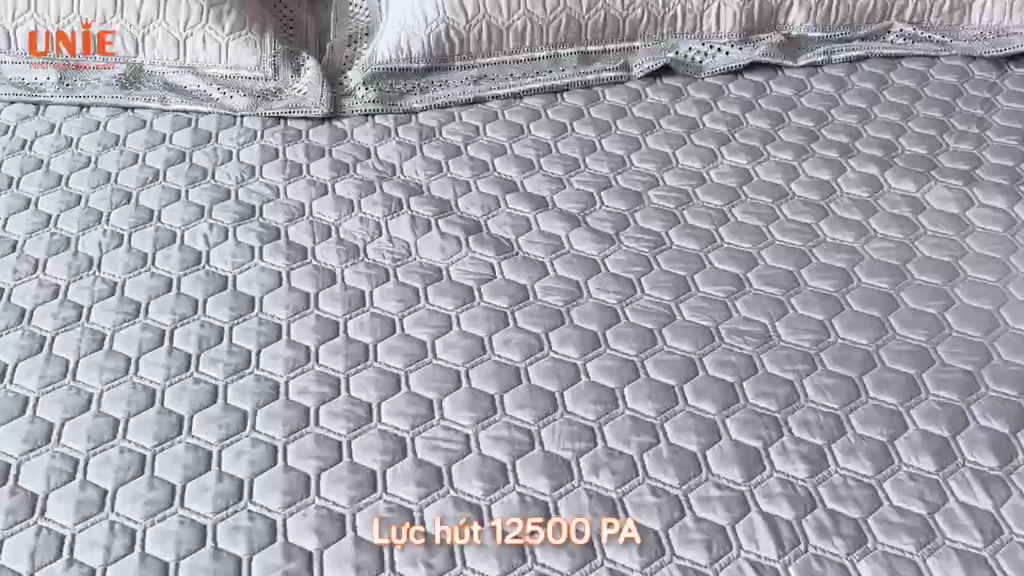 Máy hút bụi chăn đệm UNIE UMV62 UMV61
