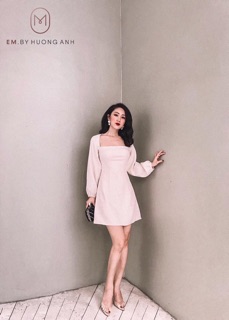 ĐẦM CỔ U KHOÉT LƯNG