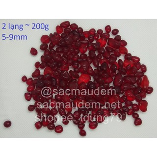 Sỏi thủy tinh / cát thủy tinh màu đỏ ruby trong suốt trang trí trong lọ hoa, kích thước 5 - 9mm, 2 lạng ~ 200g