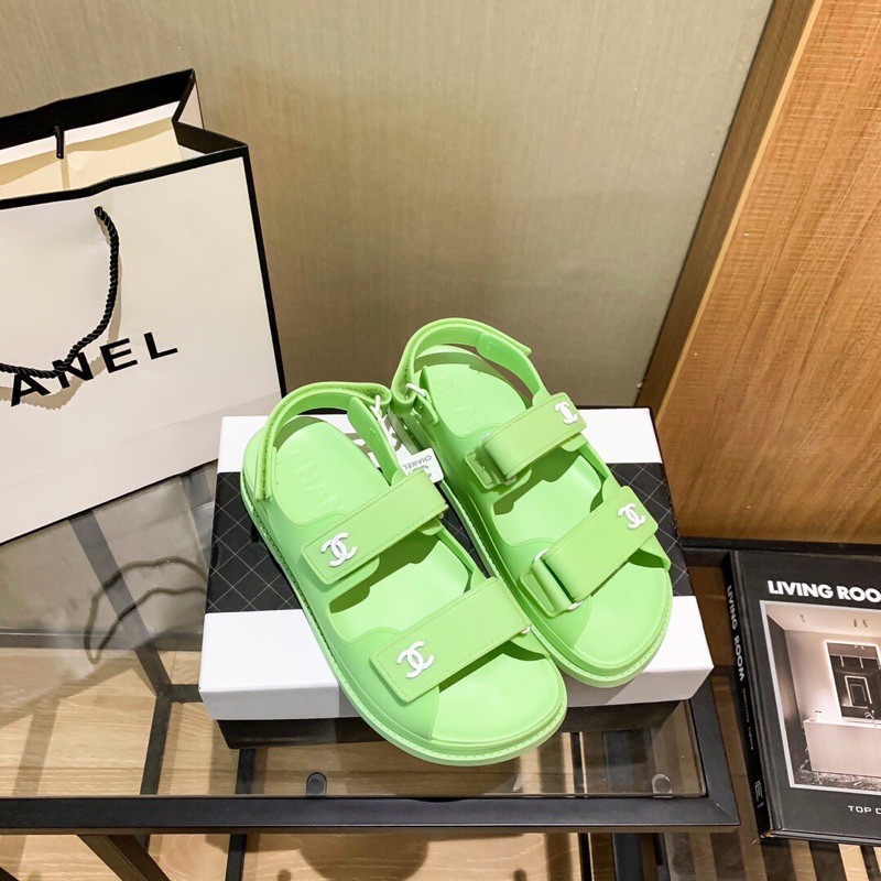 Dép đế bằng thời trang nữ mẫu mới trẻ trung lôi cuốn 𝘾𝙝𝙖𝙣𝙚𝙡 CN 𝘾𝙝𝙖𝙣𝙚𝙡