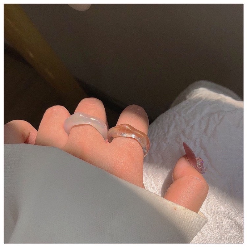 Nhẫn Nhựa Dợn Sóng Đơn Giản Đáng Yêu - TS1487