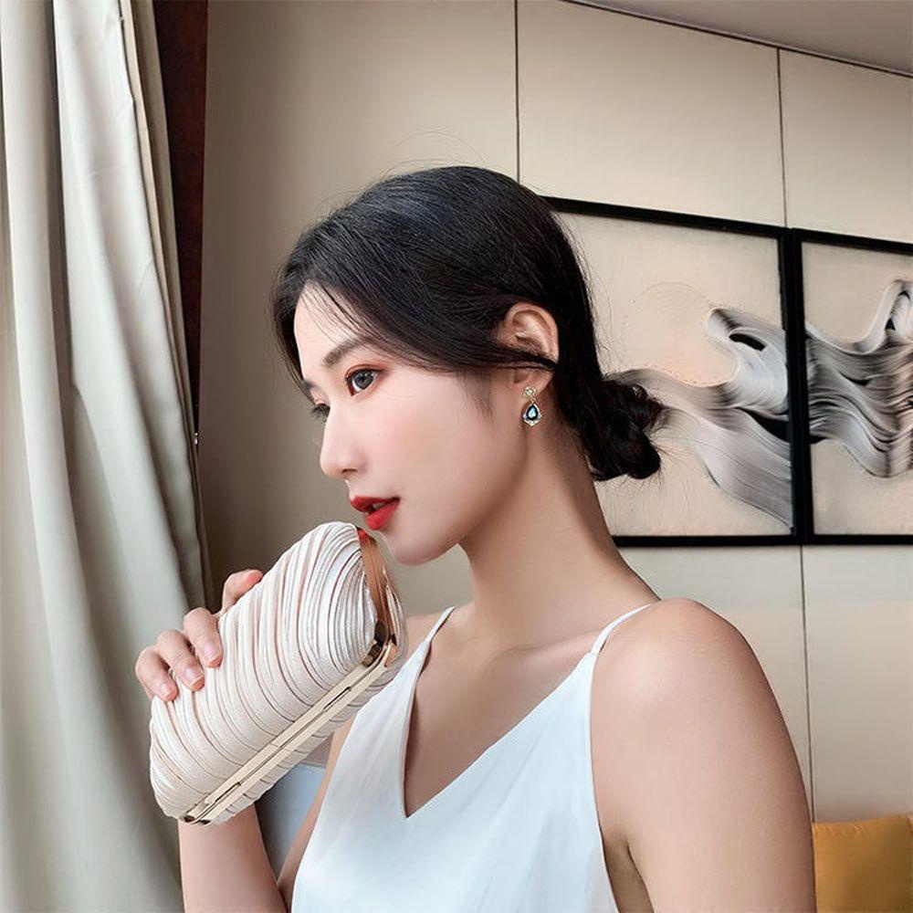Khuyên Tai Hình Giọt Nước Màu Xanh Dương Thanh Lịch Phong Cách Hàn Quốc