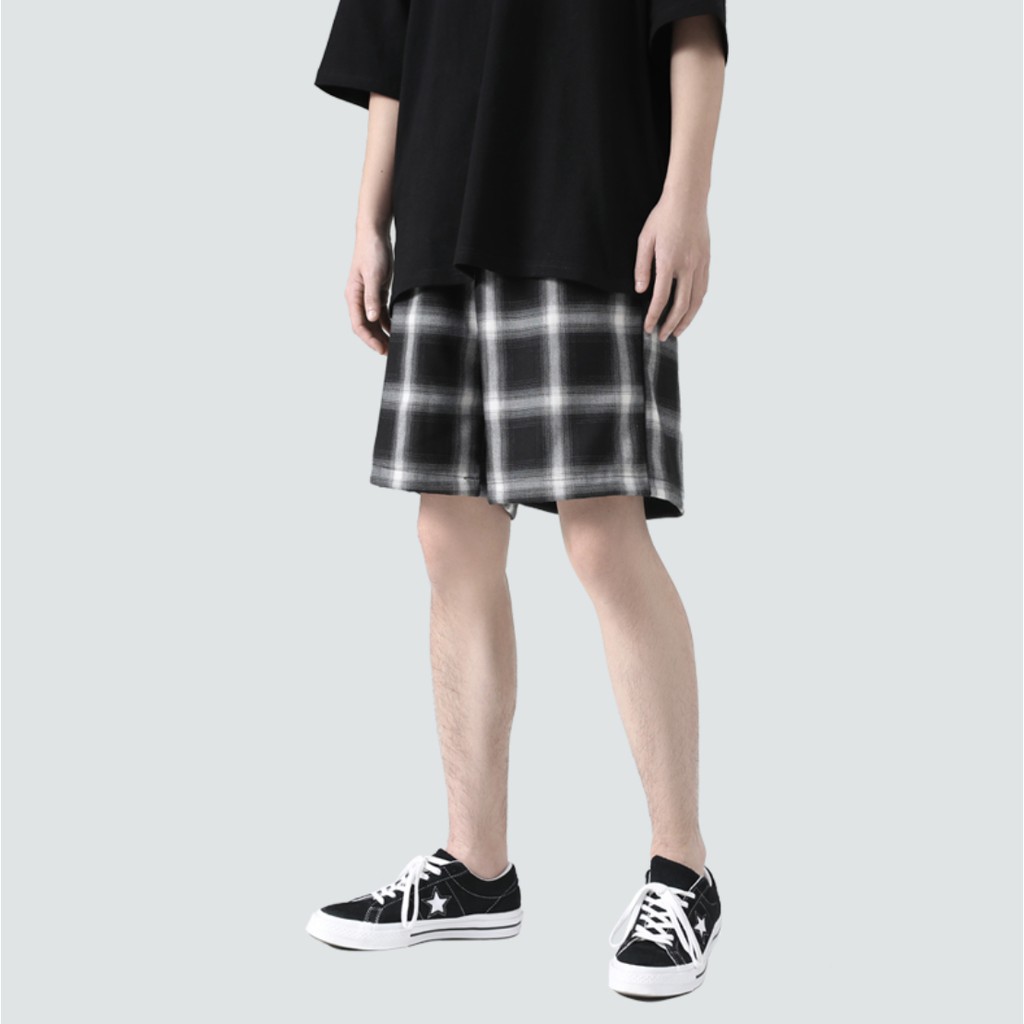 Quần Short, Quần Đùi Nam Nữ Kẻ Caro Đen Trắng Unisex Thoáng Mát Hè 2021