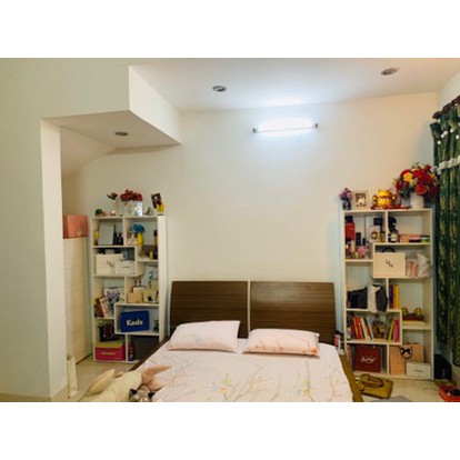 𝐊𝐞̣̂ 𝐬𝐚́𝐜𝐡 𝐠𝐨̂̃ đ𝐞̂̉ 𝐬𝐚̀𝐧 thông minh làm từ gỗ MDF phủ melamine cao cấp chống xước chống nước bề mặt sáng bóng