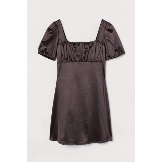 Váy satin H&M auth 100% used size XS