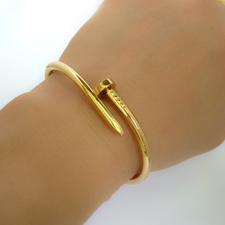 Vòng Tay Đinh Titanium Cao Cấp
