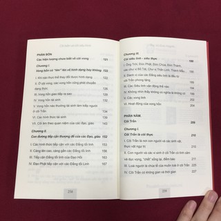 Sách - Cõi trần và cõi siêu hình