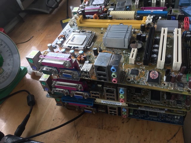 Main Asus p5Gc-mx/1333 chạy đc cpu core 2 e8400 | BigBuy360 - bigbuy360.vn