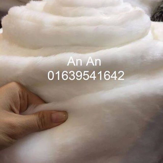Thảm lông trắng lông ngắn mịn