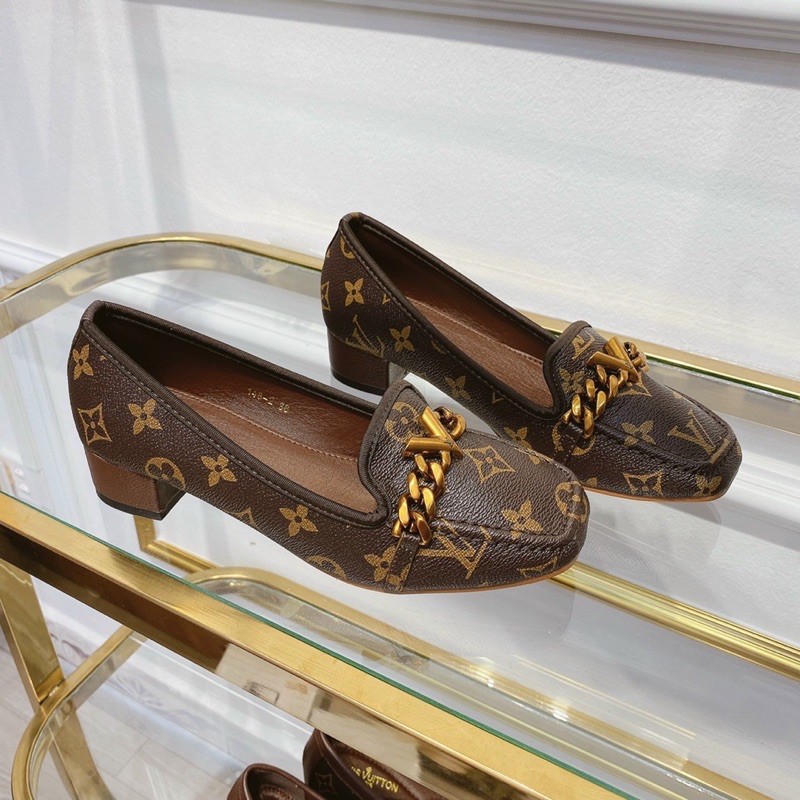 Giày cao gót 5cm da mềm Giày moca lười lv nữ mũi vuông tag khoá V (fullbox Bill túi )