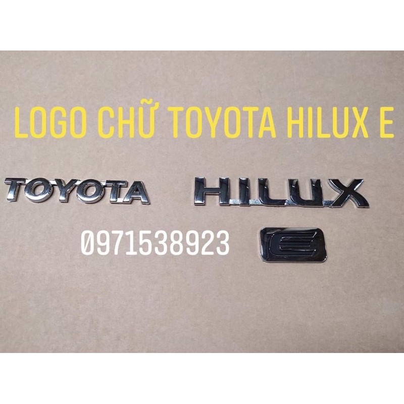 Logo chữ nổi TOYOTA HILUX D4D 3.0 E Gdán đuôi xe