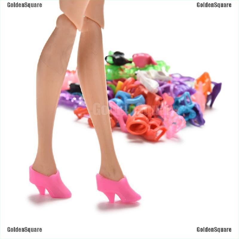 Set 40 Đôi Giày Cao Gót Nhiều Màu Sắc Cho Búp Bê Barbie