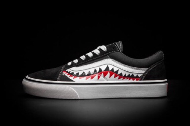 Giày vans răng cá mập old skool bape shark tooth