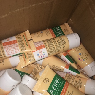 Kem rửa mặt acnes 25g