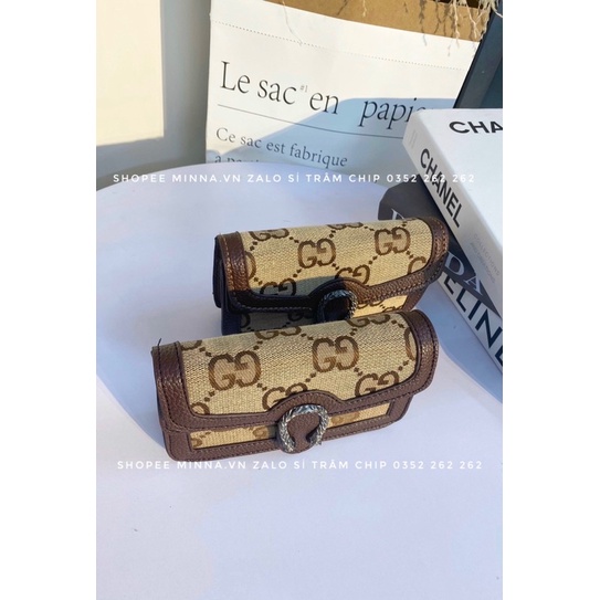 Túi Đeo Chéo Vải Dệt Chữ To Viền Màu Nâu Hàng Đẹp Rẻ