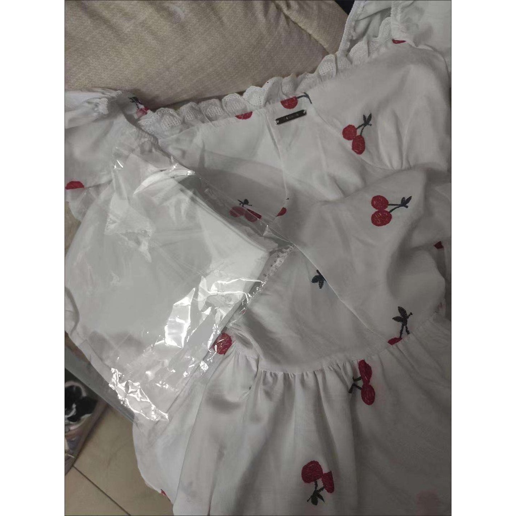 Đầm xòe tay bo phồng thời trang nữ thêu hình trái cherry 2022
